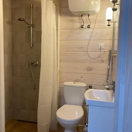 W Zielonym Spichlerzu, Puszcza Bialowieska Jaktstuga