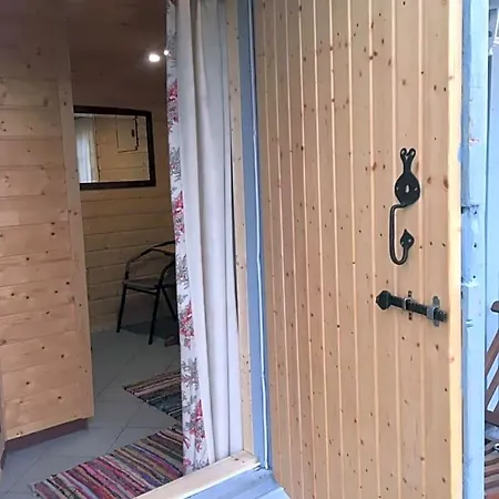W Zielonym Spichlerzu, Puszcza Bialowieska بيت خشبي *